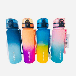 ארבעה בקבוקי מים רב פעמיים, בצבעים שונים, סגירה מונעת נזילות