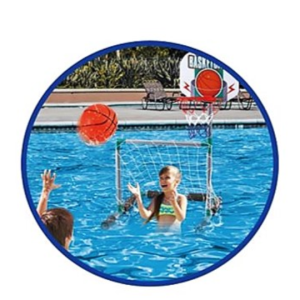 משחק כדורגל וכדורסל למים