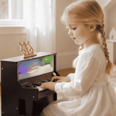 פסנתר חכם לילדים TOPBRIGHT Smart Piano – גרסה שחורה, מקשים מוארים ותצוגת אוקיינוס מכנית | ג'ירפה מתנות
